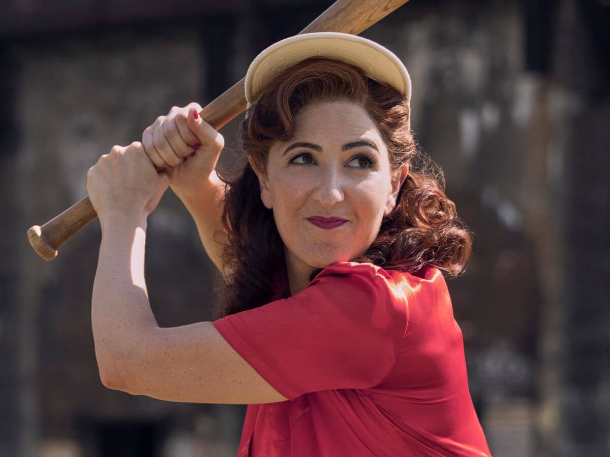 D'Arcy Carden em imagem da série Uma Equipe Muito Especial