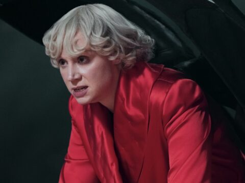 Gwendoline Christie na pele de Lúcifer na série Sandman Gwendoline Christie na pele de Lúcifer na série Sandman