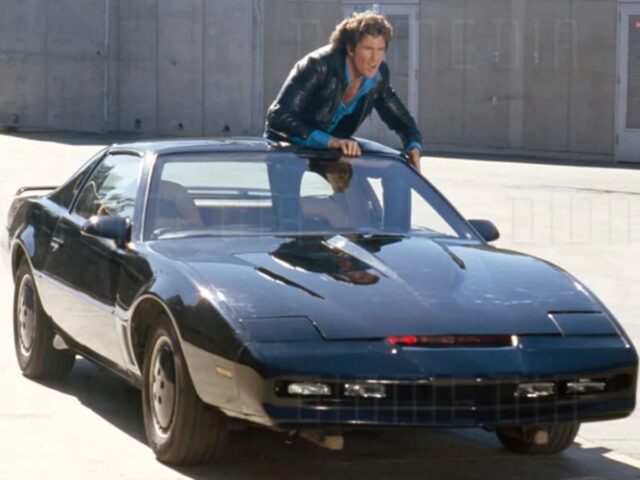 A Super Máquina: carro Kitt e o ator David Hasselhoff A Super Máquina: carro Kitt e o ator David Hasselhoff