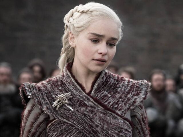 Emilia Clarke em cena de Game of Thrones Emilia Clarke em cena de Game of Thrones