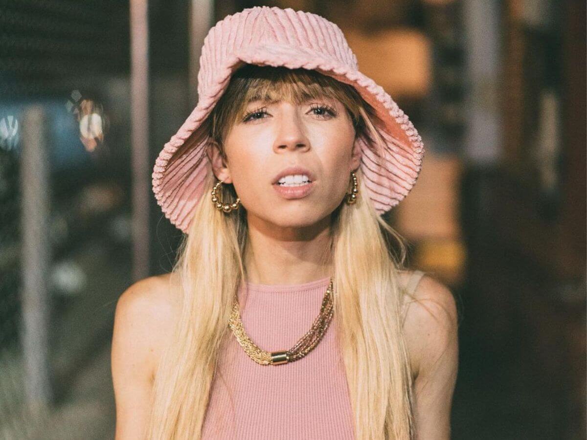 Jennette McCurdy em ensaio fotográfico