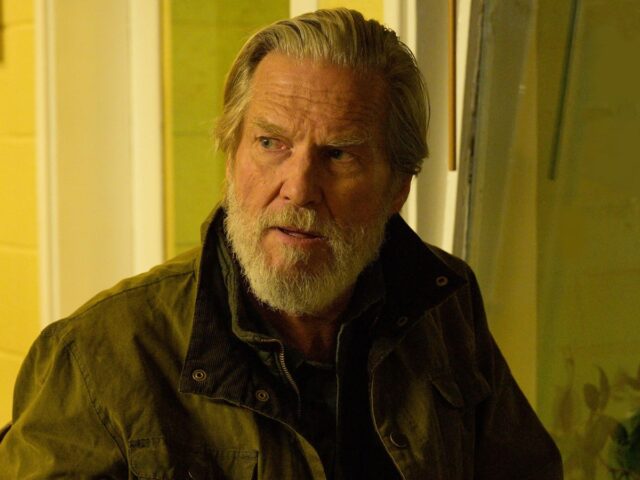 O ator Jeff Bridges em The Old Man