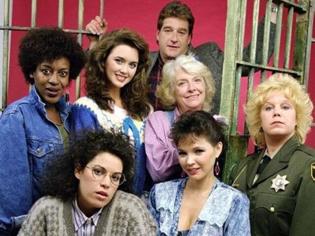 Elenco da comédia Women in Prison
