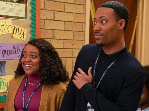 Quinta Brunson e Tyler James Williams em Abbott Elementary Quinta Brunson e Tyler James Williams em Abbott Elementary