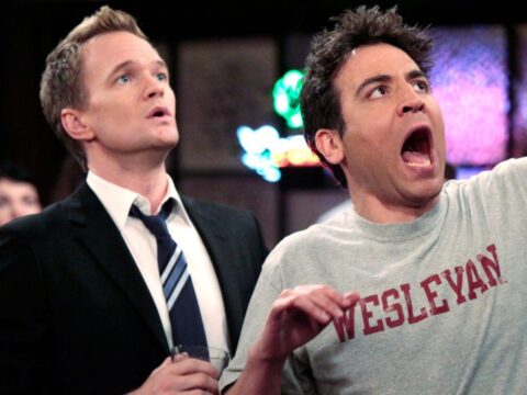 Neil Patrick Harris (à esq.) com Josh Radnor em How I Met Your Mother