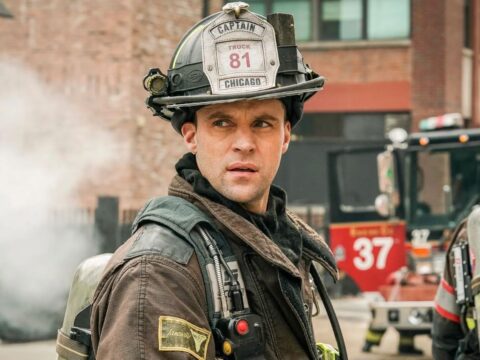 Jesse Spencer em cena de Chicago Fire