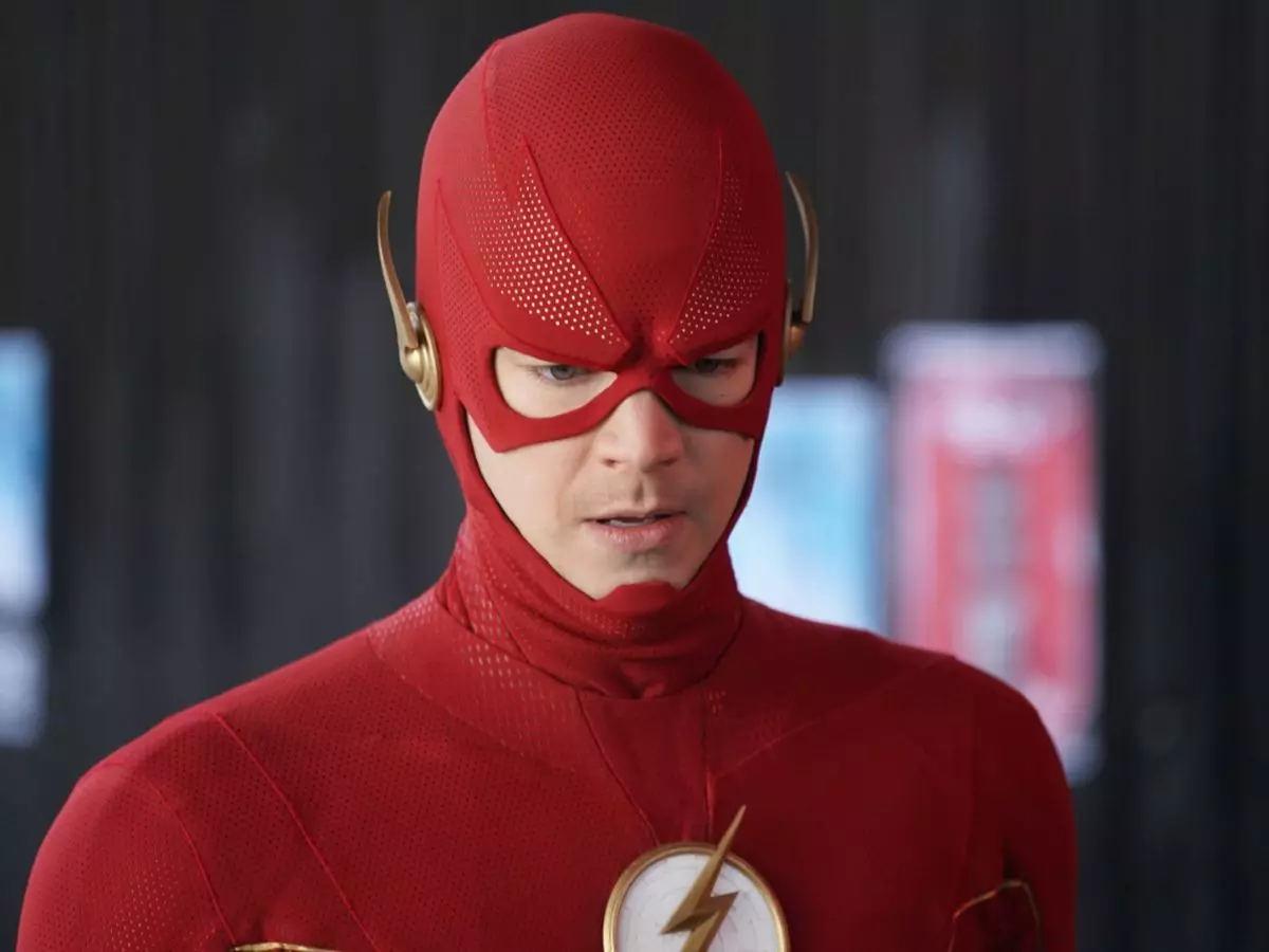 Grant Gustin em cena de Flash
