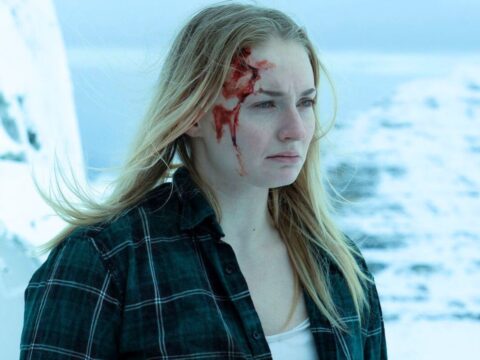 Sophie Turner na série/filme Tempestade (Survive)