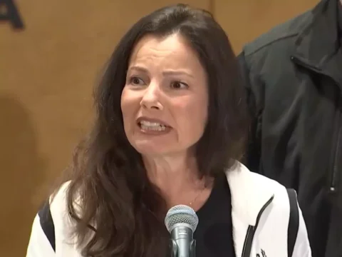 Fran Drescher durante discurso na sede do SAG