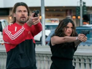 Nick Zano com Shelley Hennig em Explosivos