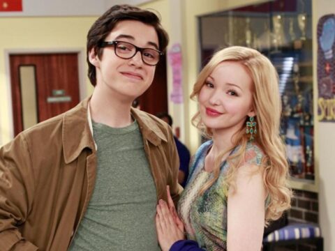 Joey Bragg com Dove Cameron em Liv e Maddie