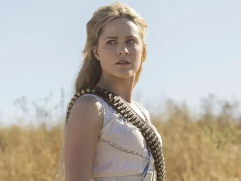 Evan Rachel Wood em cena de Westworld Evan Rachel Wood em cena de Westworld