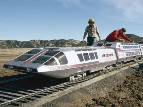 Miniatura de trem usado na série Supertrain Miniatura de trem usado na série Supertrain