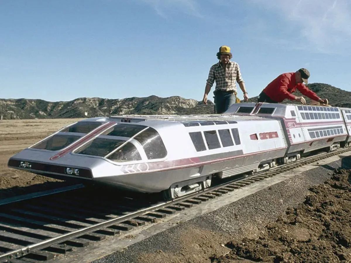 Miniatura de trem usado na série Supertrain