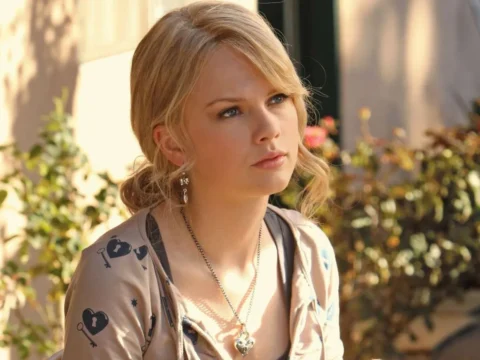 Taylor Swift em episódio de CSI, em 2009 Taylor Swift em episódio de CSI, em 2009