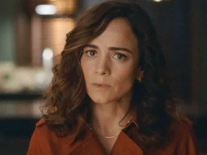 Alice Braga na série Matéria Escura