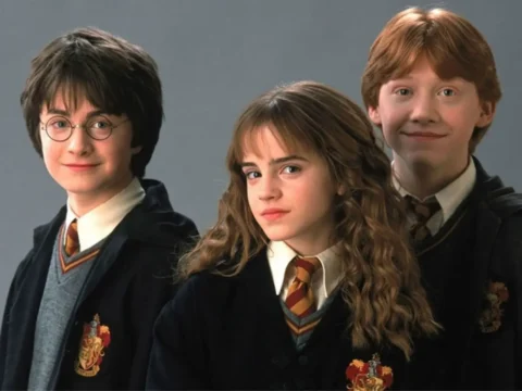 Daniel Radcliffe (à esq.), Emma Watson e Rupert Grint, astros da saga Harry Potter