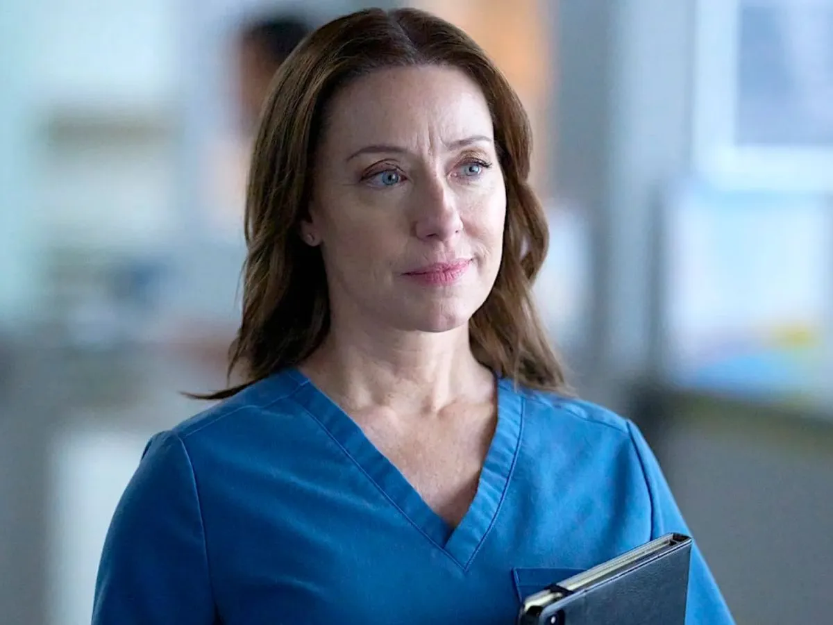 Molly Parker na série Doc