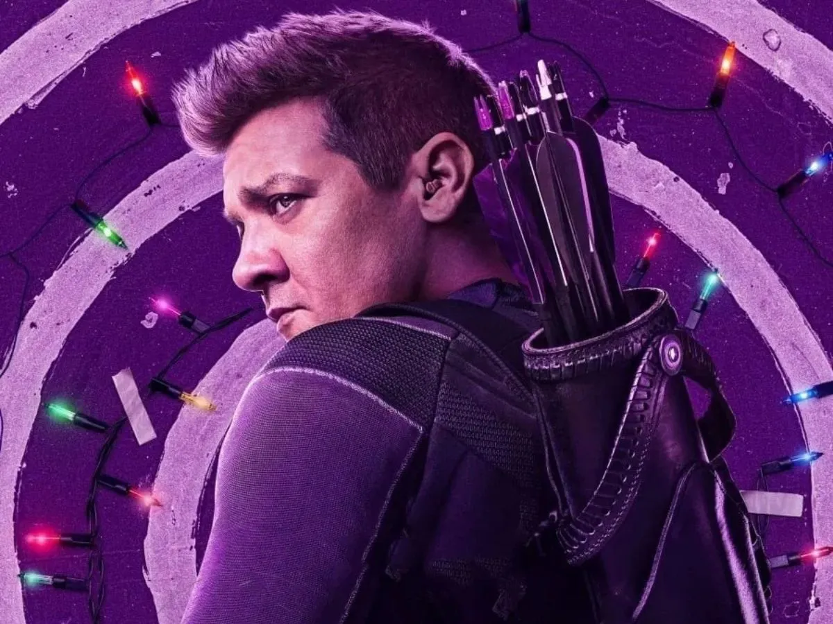 Jeremy Renner em pôster de Gavião Arqueiro