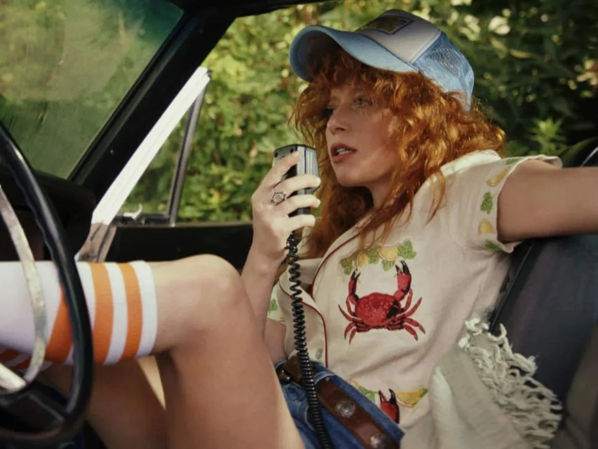 Natasha Lyonne na 2ª temporada de Poker Face
