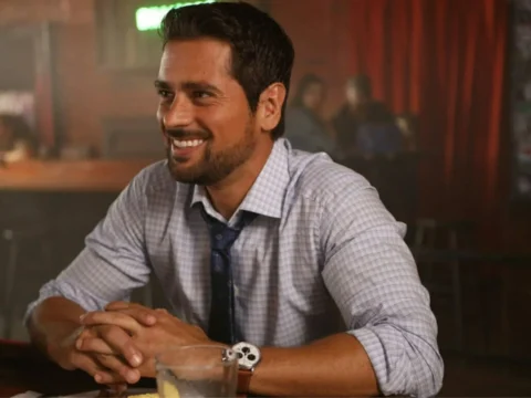 J.R. Ramirez em cena de Manifest J.R. Ramirez em cena de Manifest