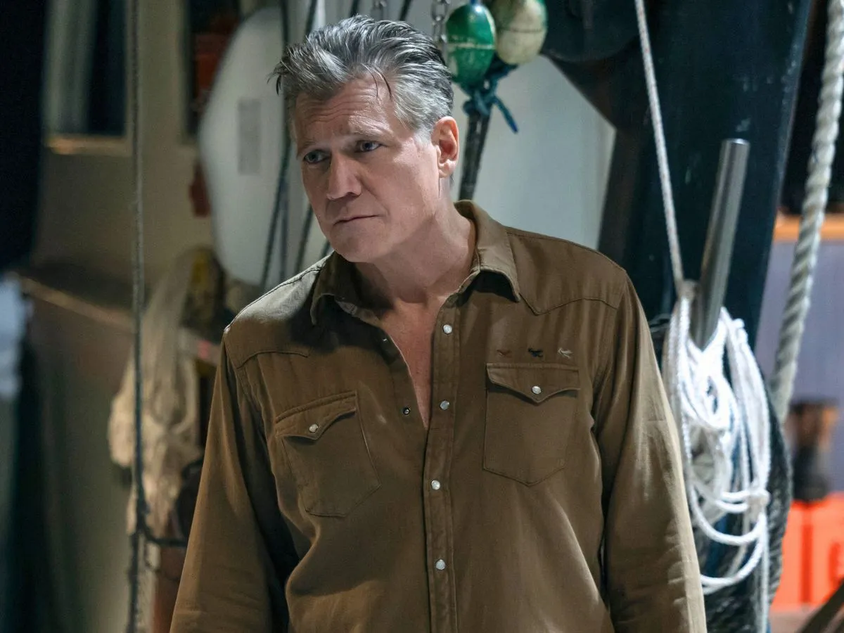 Holt McCallany na série O Píer