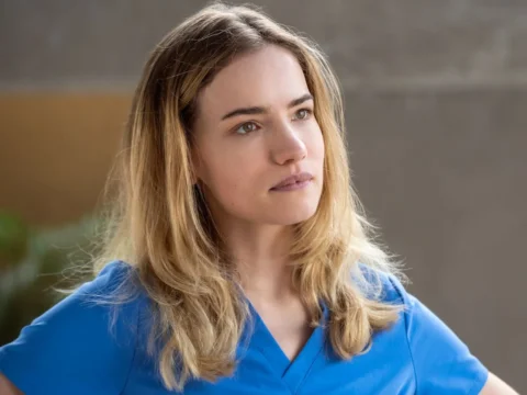 Willa Fitzgerald em cena de Pulso Willa Fitzgerald em cena de Pulso