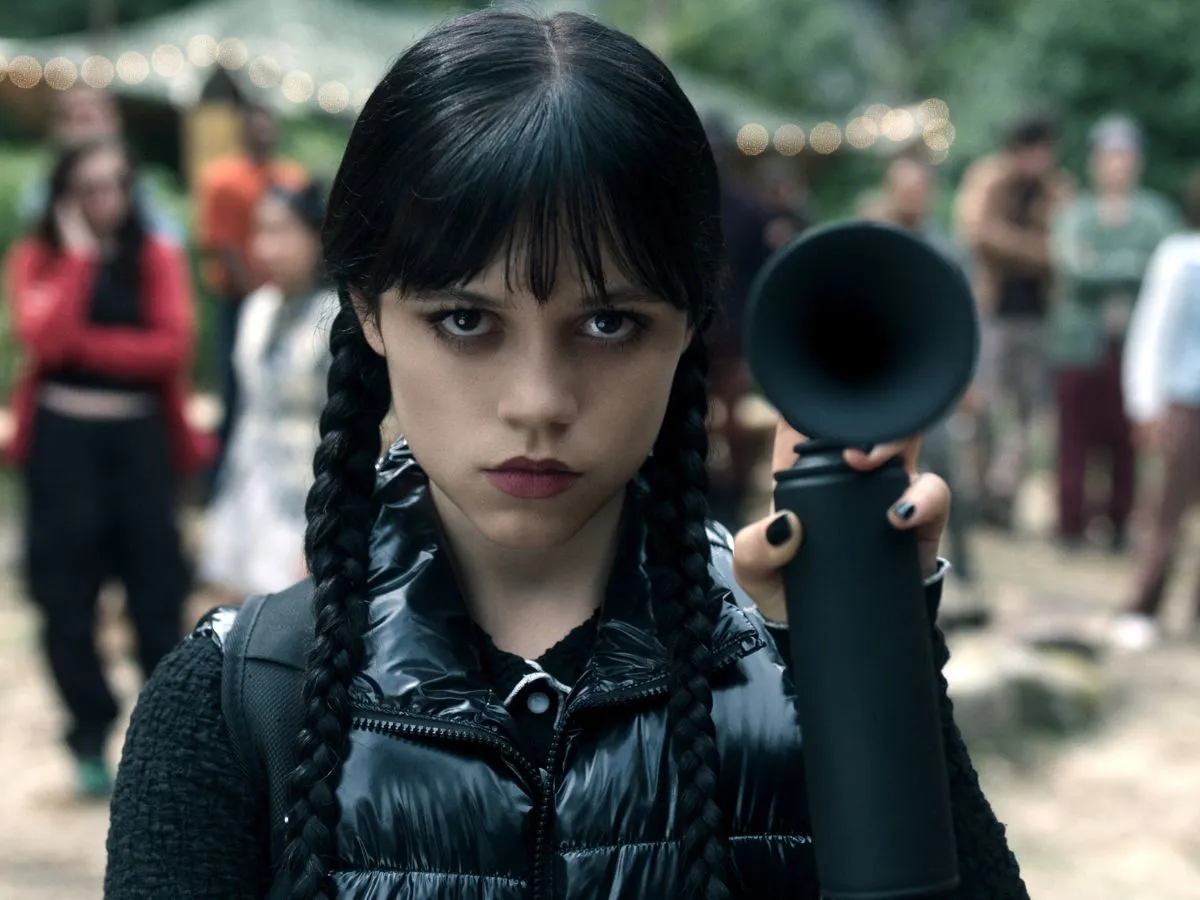 Jenna Ortega na série Wandinha