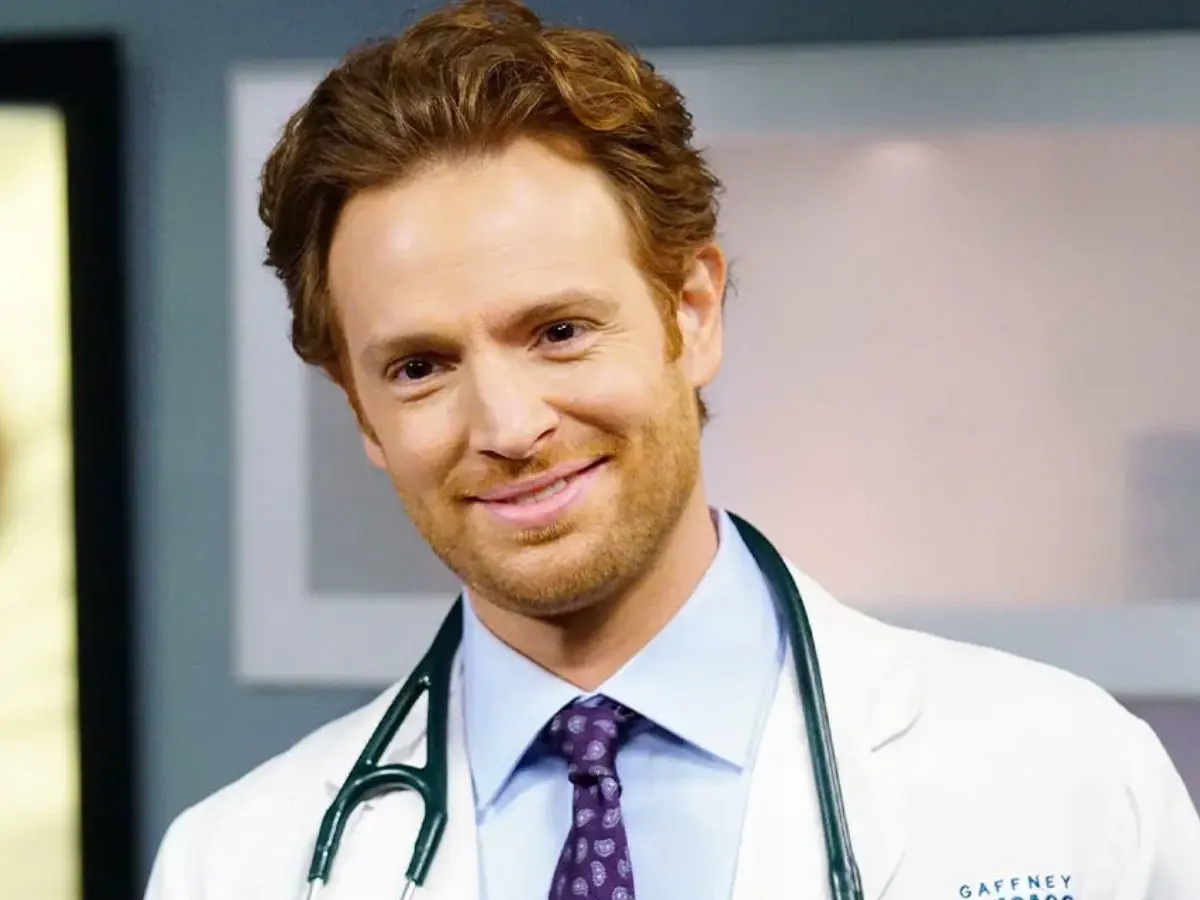 Nick Gehlfuss no drama Chicago Med