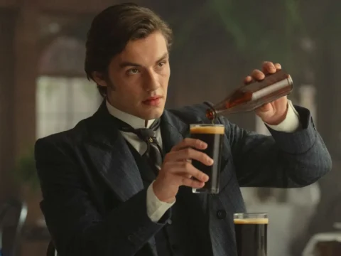 Louis Partridge em House of Guinness Louis Partridge em House of Guinness