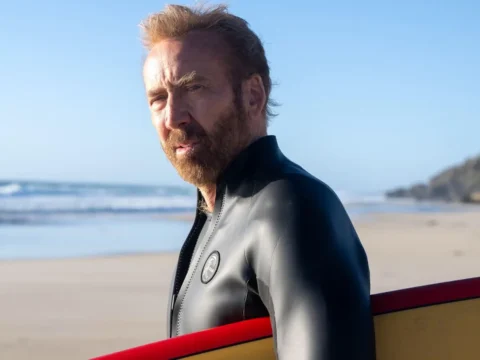 Nicolas Cage no filme The Surfer (2024) Nicolas Cage no filme The Surfer (2024)