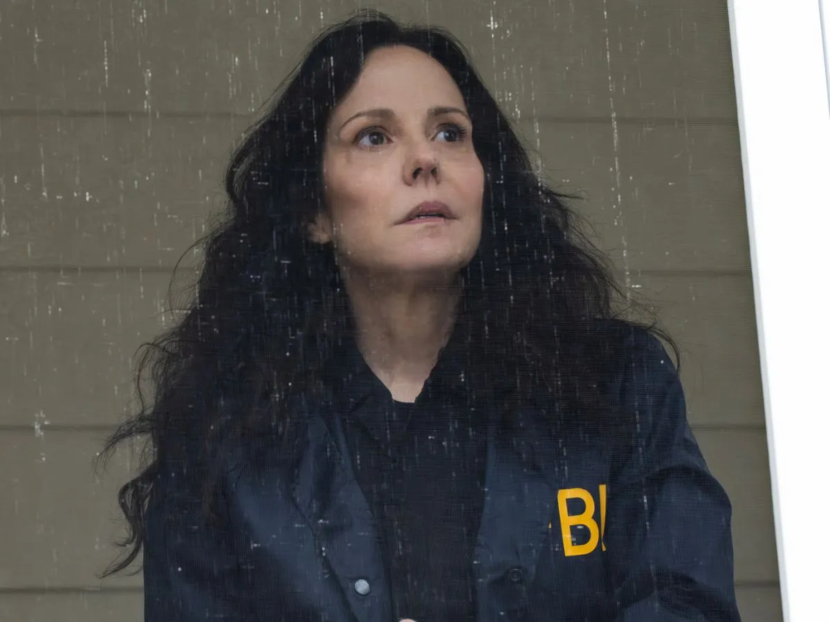 Mary-Louise Parker em O Instituto