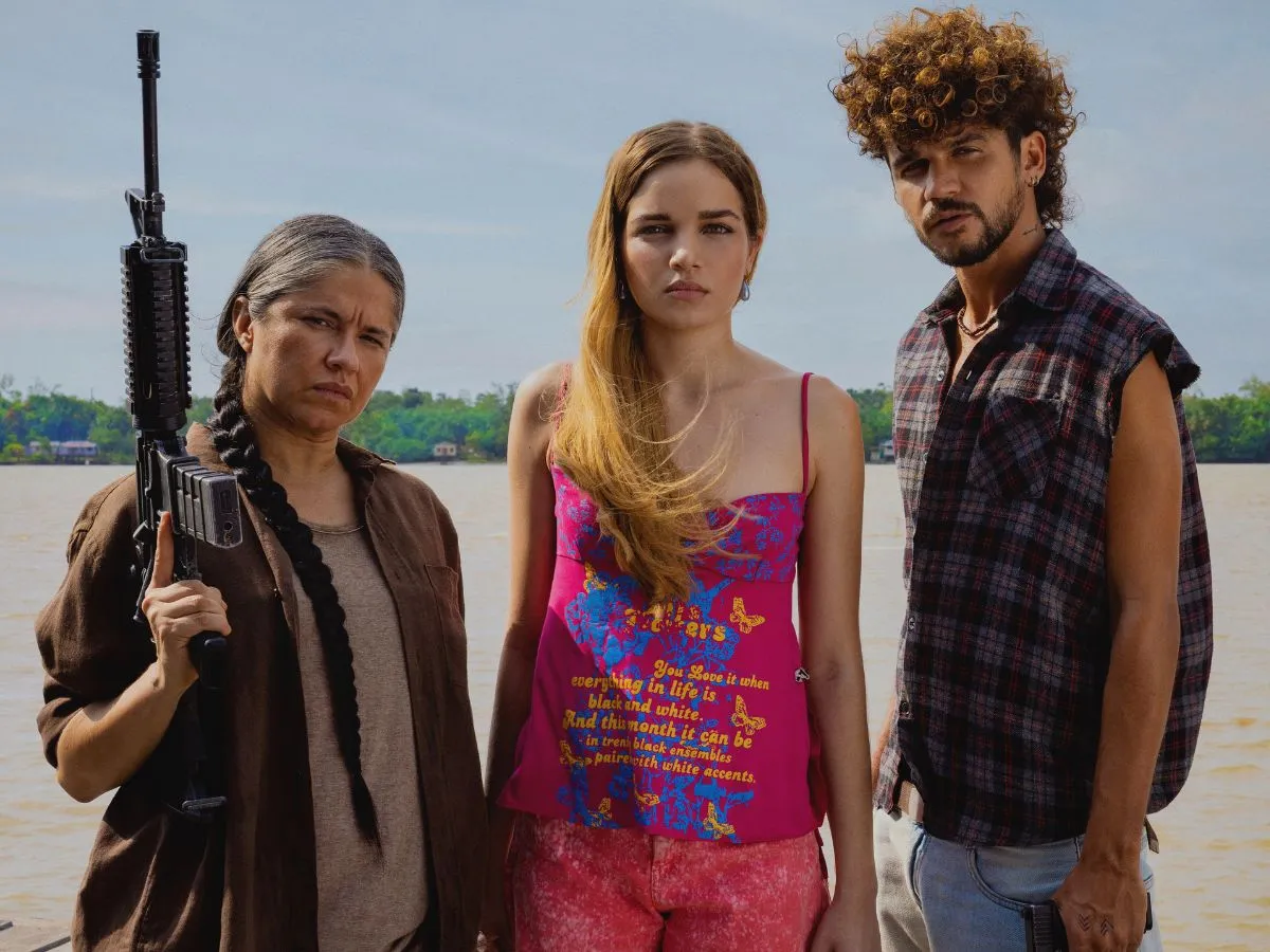Trio protagonista de Pssica: Marleyda Soto (à esq.), Domithila Cattete e Lucas Galvino