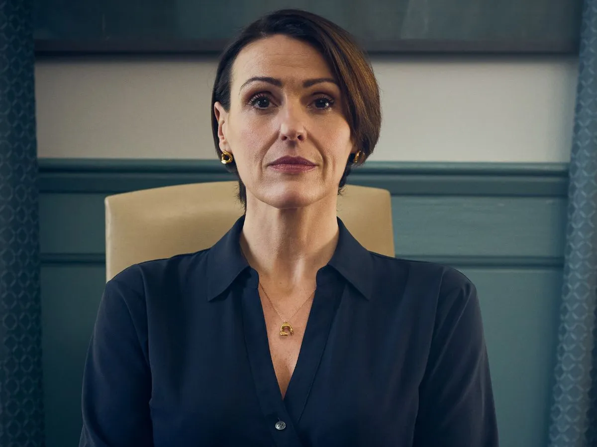 Suranne Jones em cena de Refém