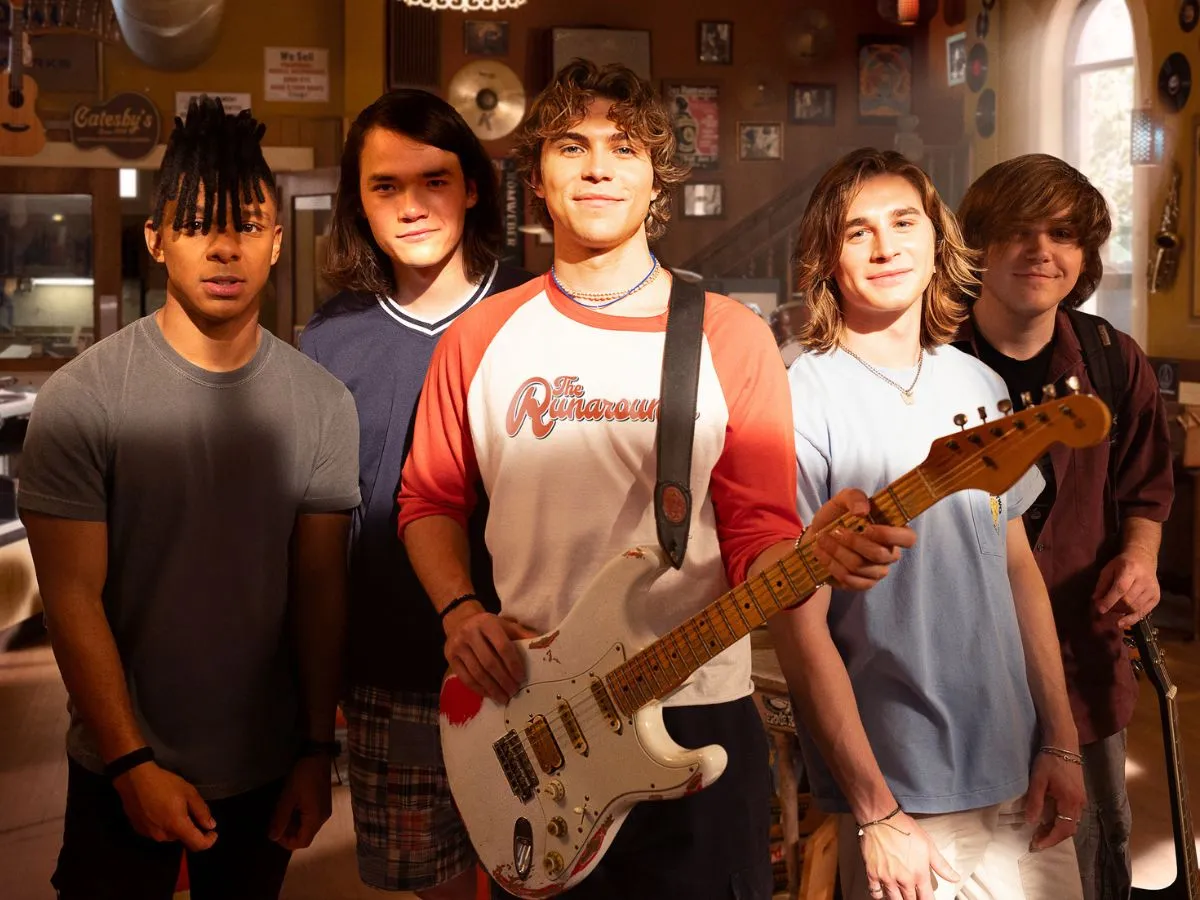 Elenco principal de The Runarounds