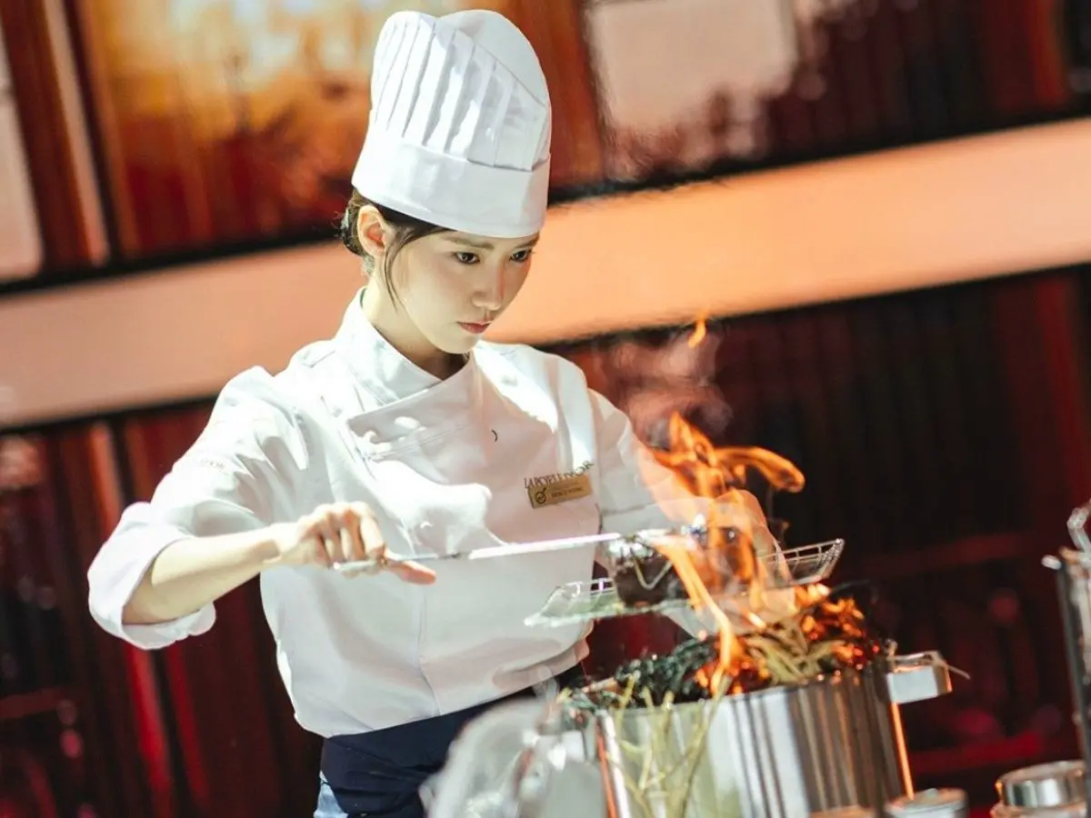 Cena do k-drama Bon Appétit, Vossa Majestade