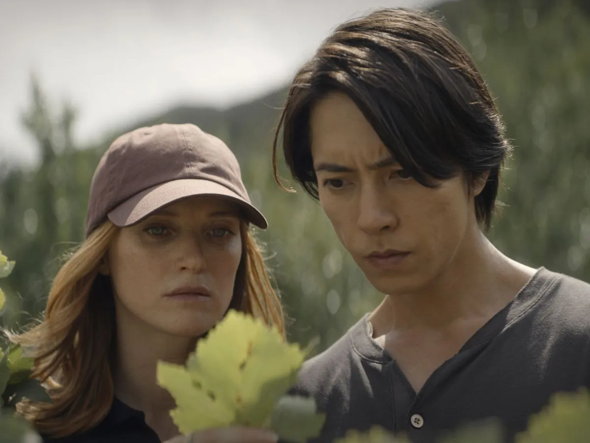 Fleur Geffrier e Tomohisa Yamashita em Gotas Divinas 2