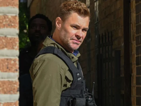 Patrick John Flueger em Chicago P.D. Patrick John Flueger em Chicago P.D.