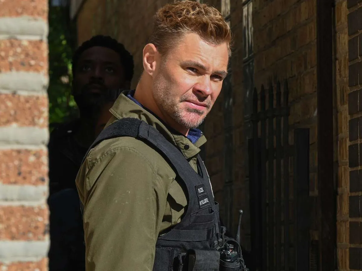 Patrick John Flueger em Chicago P.D.