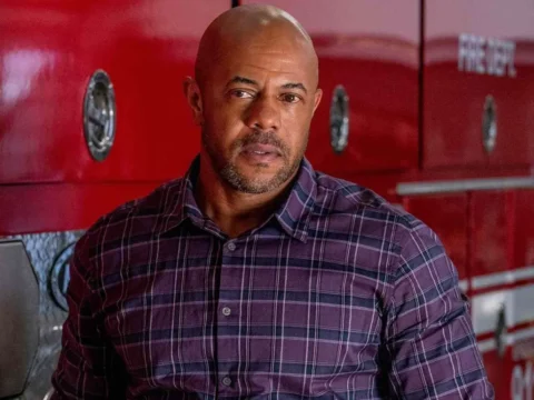 Rockmond Dunbar na série 911 Rockmond Dunbar na série 911
