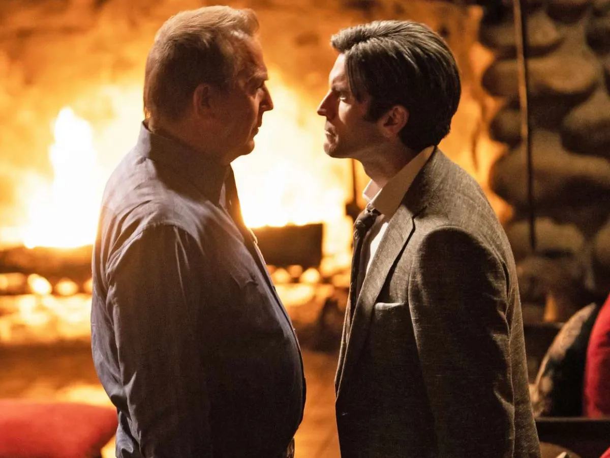 Kevin Costner (à esq.) e Wes Bentley em Yellowstone