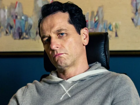 Matthew Rhys em cena de O Monstro em Mim Matthew Rhys em cena de O Monstro em Mim