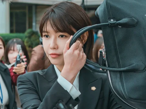 Choi Soo-young em cena de Meu &Iacute;dolo