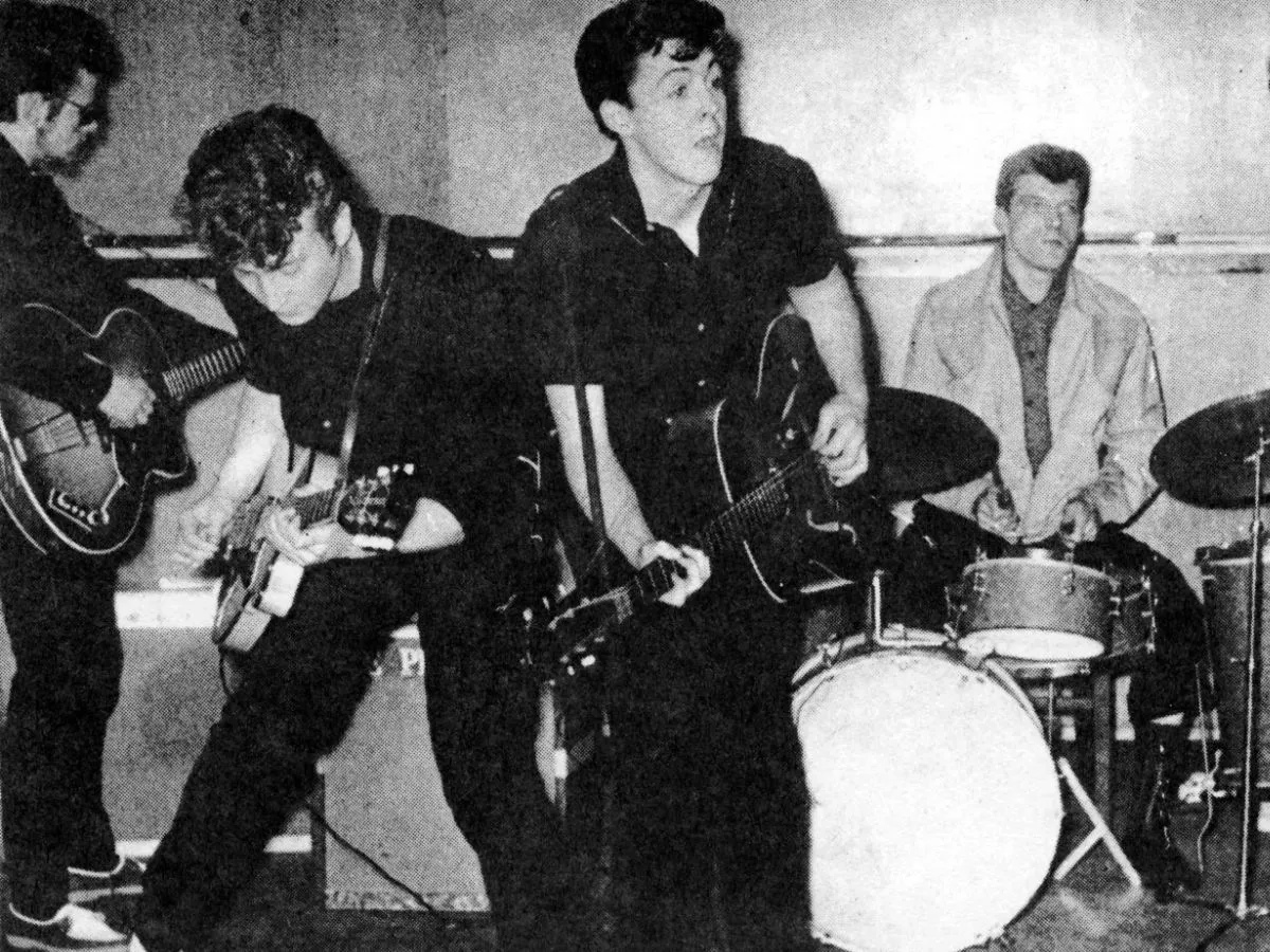 Apresentação ao vivo dos Beatles em 1960