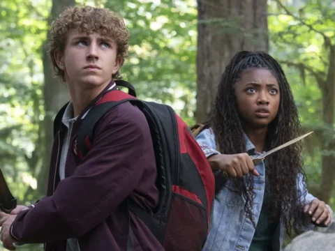 Walker Scobell com Leah Sava Jeffries em Percy Jackson