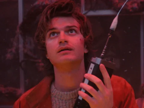 Joe Keery em Stranger Things 5