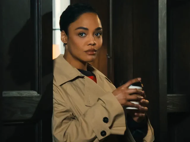 Tessa Thompson em cena de Dele & Dela
