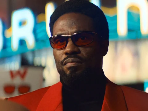 Yahya Abdul-Mateen II em cena de Magnum