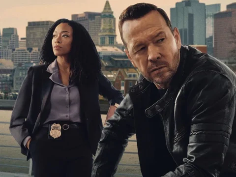 Sonequa Martin-Green com Donnie Wahlberg em p&ocirc;ster de Boston Blue