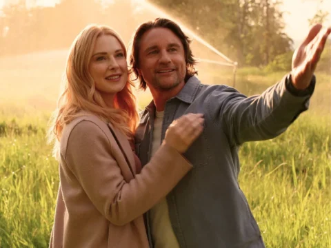 Cena de Virgin River, s&eacute;rie com selo verde da Netflix